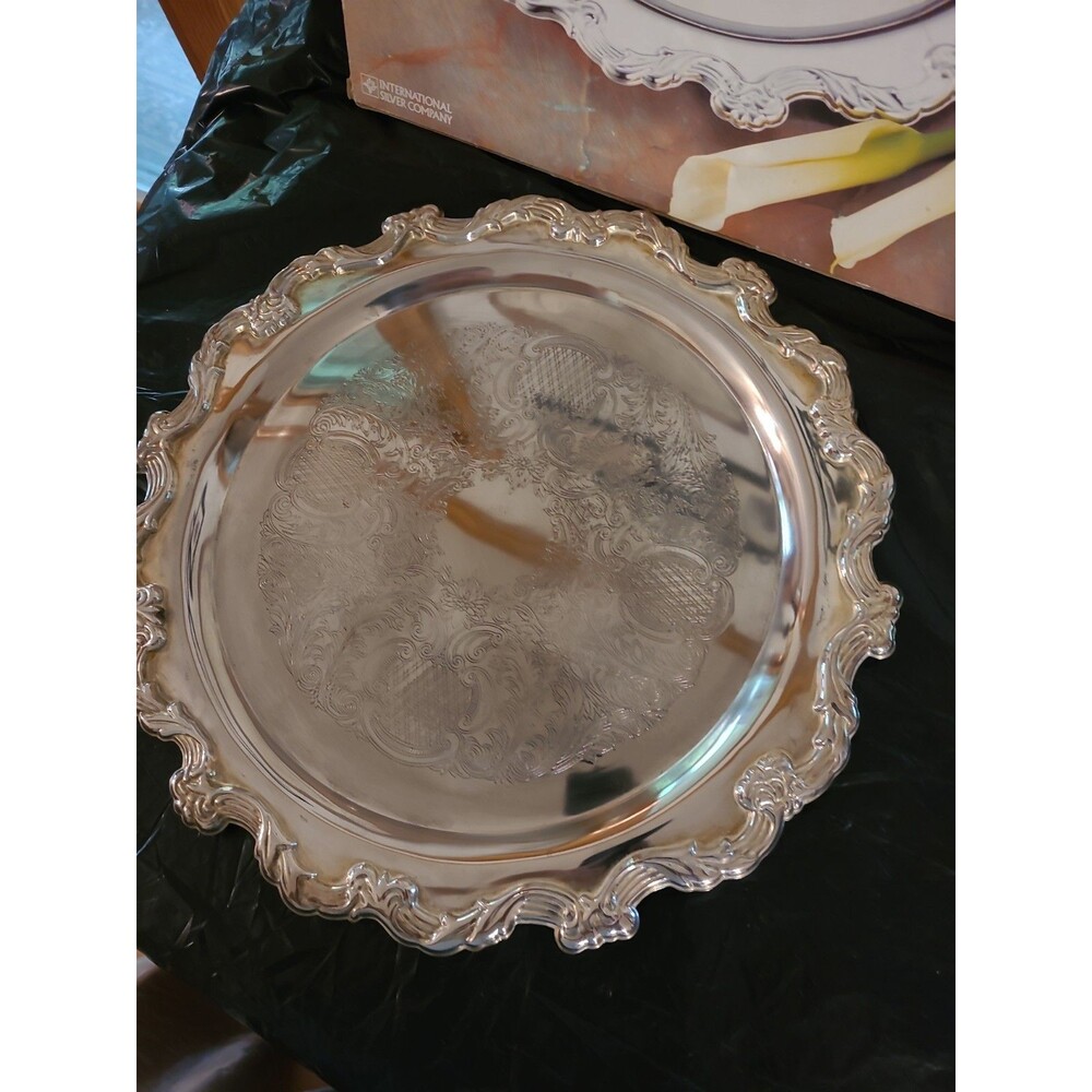 International Silver Co Silver Plated 17" Fluted Platter